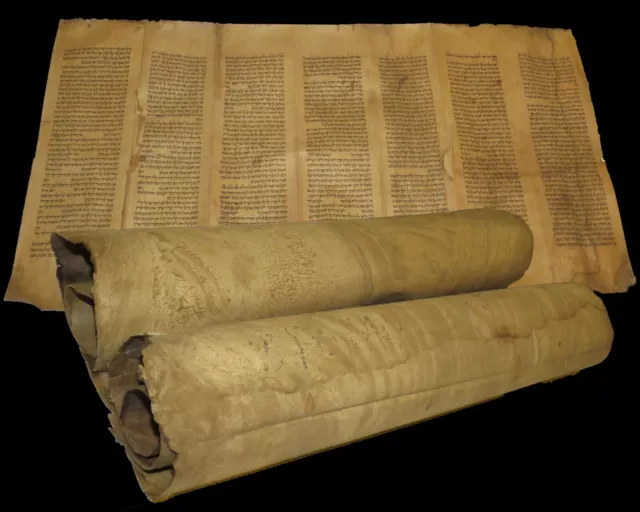 TORAH BIBLE VELLUM MANUSCRIPT FRAGMENT 400-500 YRS TURKEY (Urfa) The tabernacle