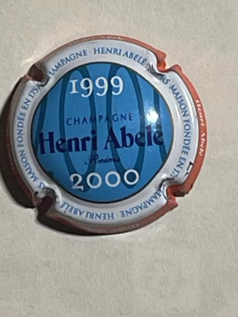 Capsule de Champagne  Henri Abele an 2000 N’33