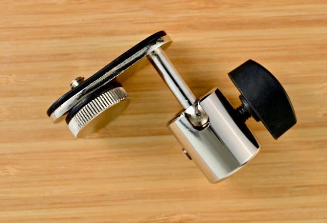 ADAPTADOR DE LUZ DE METAL DE ALTA RESISTENCIA SOLO con tornillo superior estándar de 1/4 de pulgada
