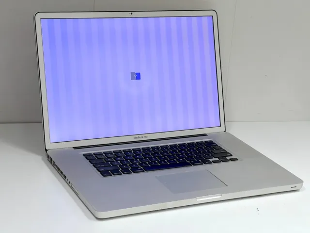 MacBook Pro 17” 2011 [A1297] | i7-2860QM 2.5GHz | 8GB RAM