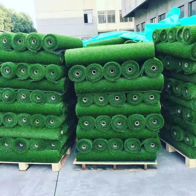 DELUXE 40MM ARTIFICIAL Grass Rug, Premium Fake Grass Turf, PetFriendly