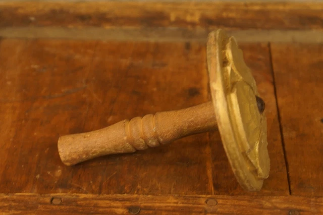 Antique Single Wooden Curtain Tie Back 3