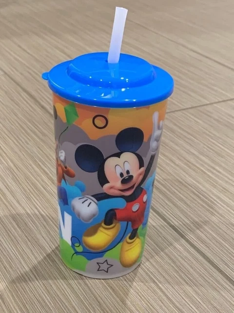 Mickey and Friends Tumbler with lid and straw