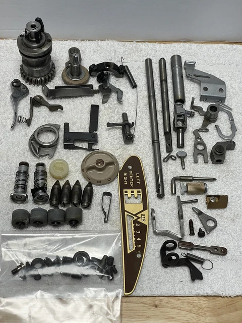 Máquina de coser Singer 503A varias piezas envío gratuito en excelente condición