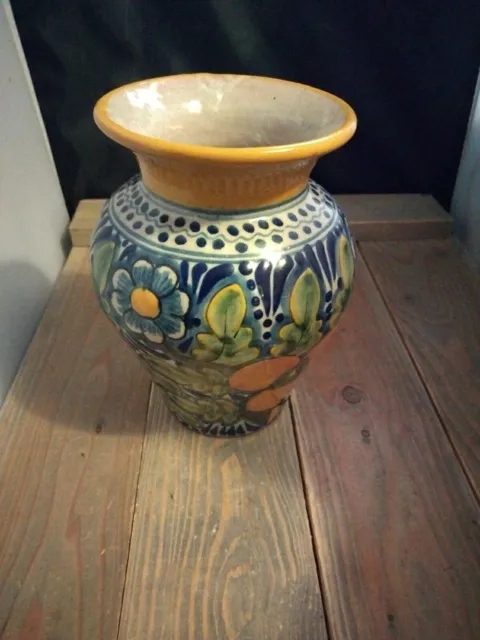 TALAVERA POTTERY :: Vtg “LA CORONA” 7” VASE Colorful Handpainted TLAXCALA MEXICO