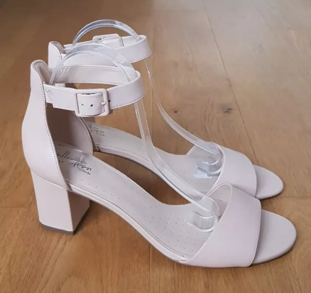 Clarks susie sales deva white
