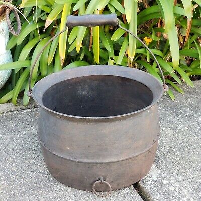 Antique Wagner Sidney? Cast Iron Hanging Kettle Pot Cauldron Flared Rim Tip Ring