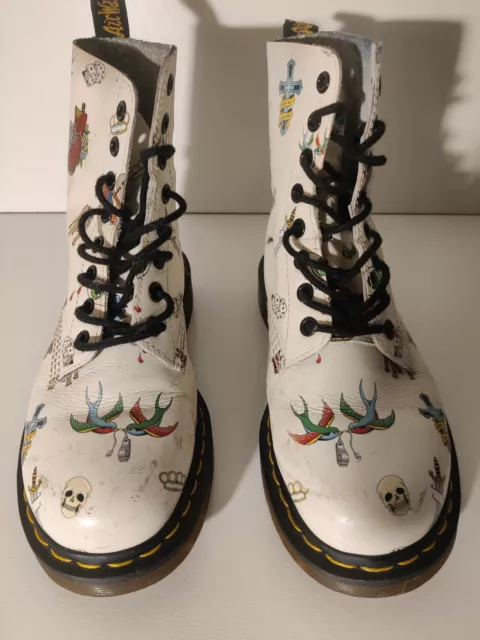 Dr martens pascal tattoo top