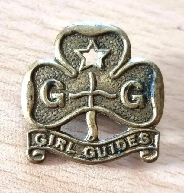 Vintage Girl Guides Brass Badge Trefoil Clover Leaf Pin Lapel 22mm x 22mm. Good