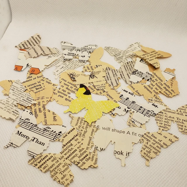 Lote de 25 Libro de recortes de tarjetas de papel basura de papel mariposa perforada efímera