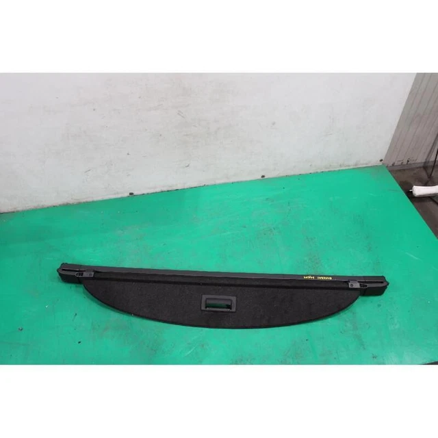 Clip Plage Arrière Nissan Qashqai Véritable - Référence 015532109E, Compatible Ford Fiesta