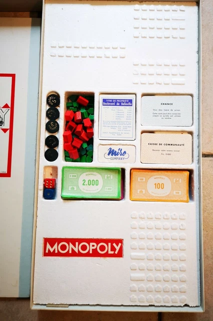 Monopoly Miro Company Ancienne Version - Complet Avec Maisons Et Pions En Bois