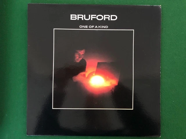 Bill Bruford "One Of A Kind" US EG Press W/ Org Pic/ Info Sleeve Ex/ Ex Con