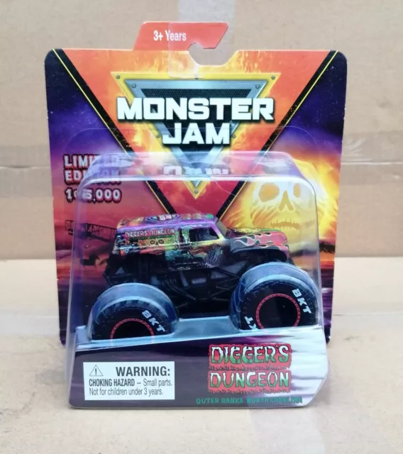 Monster Jam 1/64 - GRAVE DIGGER / DIGGER'S DUNGEON (1 OF 5000)