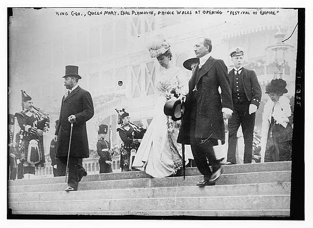 King Geo., Queen Mary, Earl Plymouth, Prince of Wales at ... c1900 Old Photo