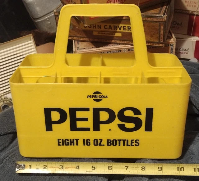 CLASSIC PEPSI Yellow Plastic 8 Pack Bottle Carrier Crate Holder 16oz great gift