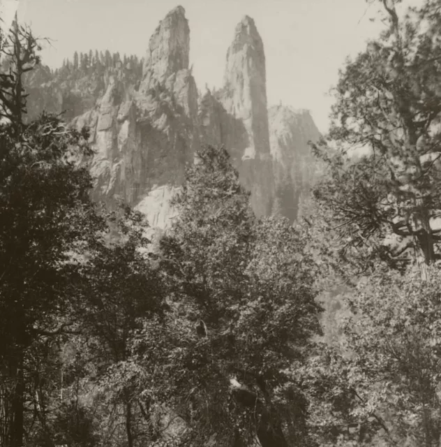 Square Top Keystone Stereoview Cathedral Spires, Yosemite, CA of ScAm #212 DN120