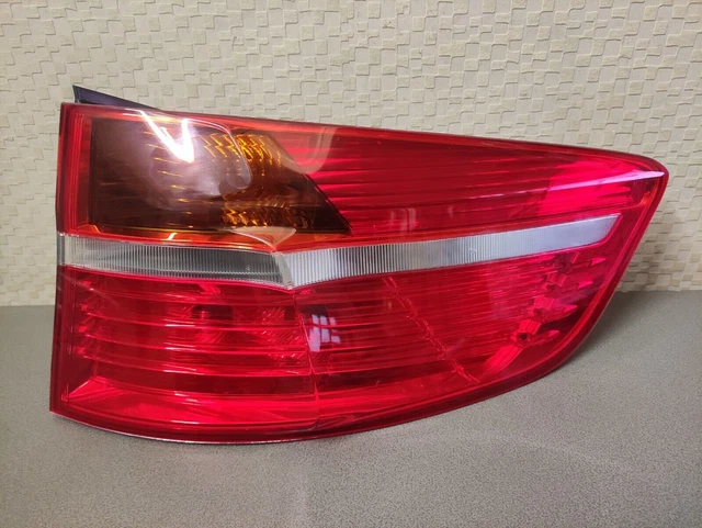 BMW X6 E71 2010 Rückleuchte hinten rechts / 7179984 / 224206