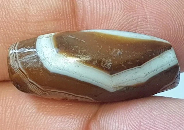 30.6mm ANCIENT LARGE INDO-TIBETAN BANDED AGATE EYE DZI BEAD