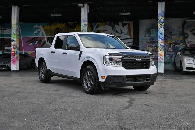 2022 Ford Maverick XL