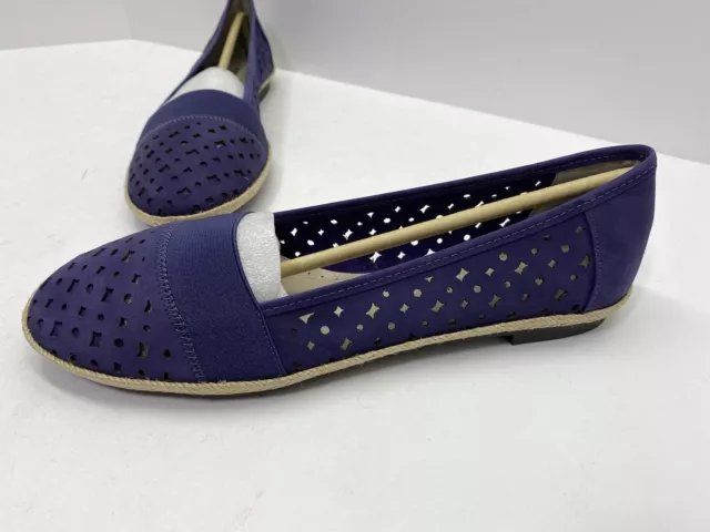 Adrienne Vittadini Womens Size 9M MAIDEN Blue Laser Cut Leather Flats NEW 2