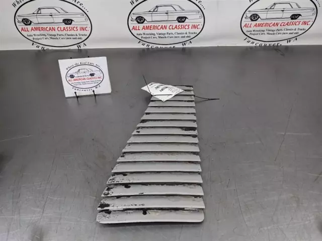 1985-90 Camaro Hood Louver Pair LH/RH - OEM