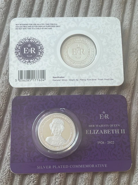 GENUINE ELIZABETH LINE Rare Trolley Token Keyring Metal New Unused