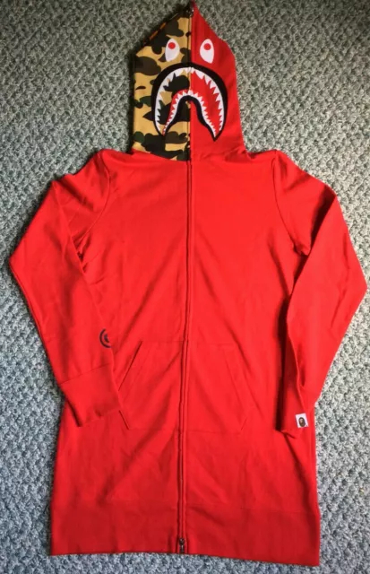 Shark hotsell hoodie supreme