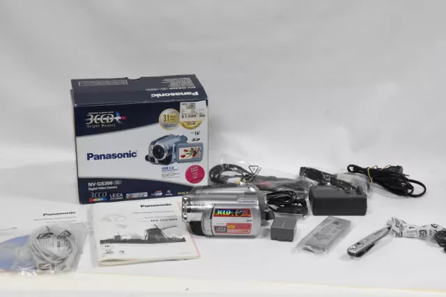 Panasonic NV-GS300 3 CCD MiniDV Camcorder/Video Camera 10x Optical/700x Digital