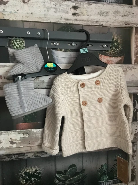 BRAND NEW - BUNDLE OF BOYS CLOTHES - 0-3 MONTHS - box 14