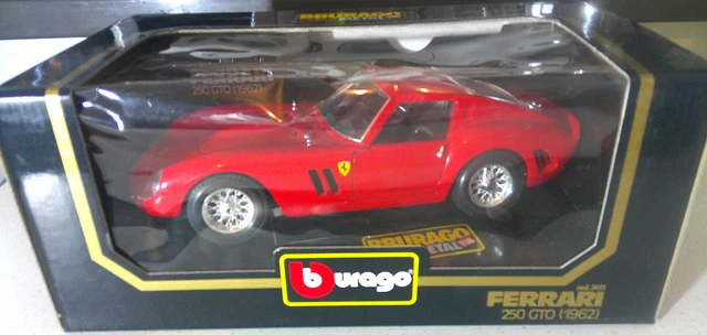BBURAGO MODELLAUTO FERRARI 250 GTO (1962) cod. 3011 1:18 Sammlerstück