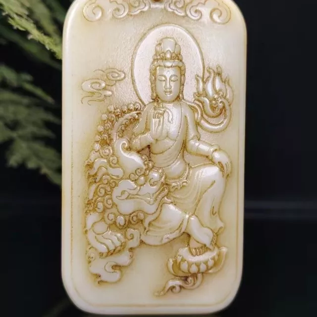 Old Chinese hand-carved 100% natural jade white jade Guanyin pendant amulet