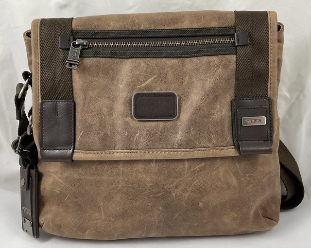 Tumi Alpha Bravo Beale Mini Messenger Leather Crossbody Bag 92371BH Reg $295