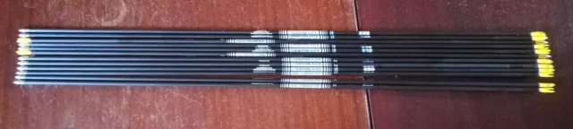 12 Easton ACE ARROWS 720 SPINE, 27.25" with 90grain points. Very good condition.