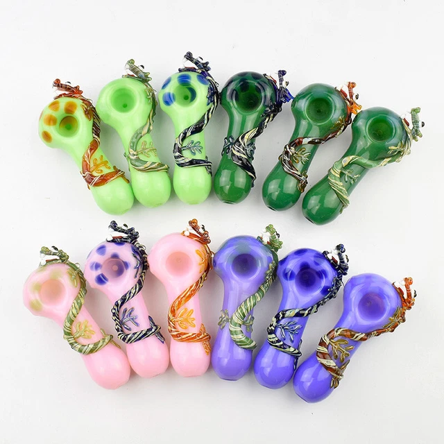 4.1" The Dragon Hovered Glass Spoon Hand Pipe Animal Theme