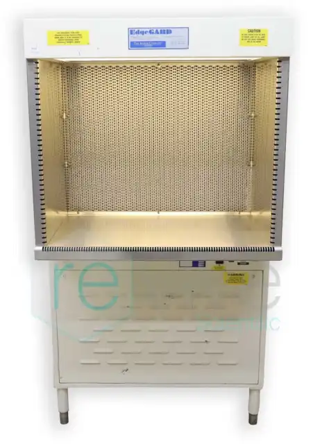 Baker EG-3252 EdgeGARD Laminar Flow Hood 3'