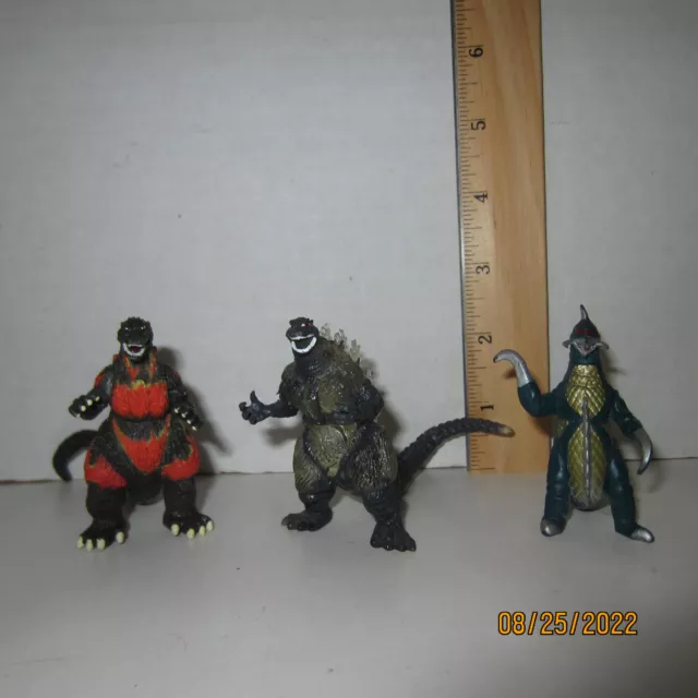 Lot of 3 Godzilla Pack Of Destruction 2" PVC Figures Burning Gigan 2002 Bandai