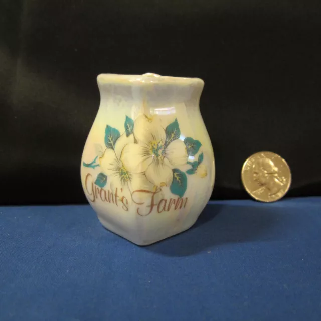 Grant's Farm Souvenir Toothpick Holder Porcelain with Flower Design Heart Shape