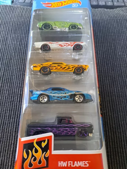 Hot wheels flames sales 5 pack 2018