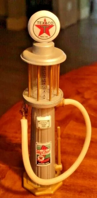 Gearbox Collectibles Texaco sky chief gasoline die cast metal glass top Gas Pump