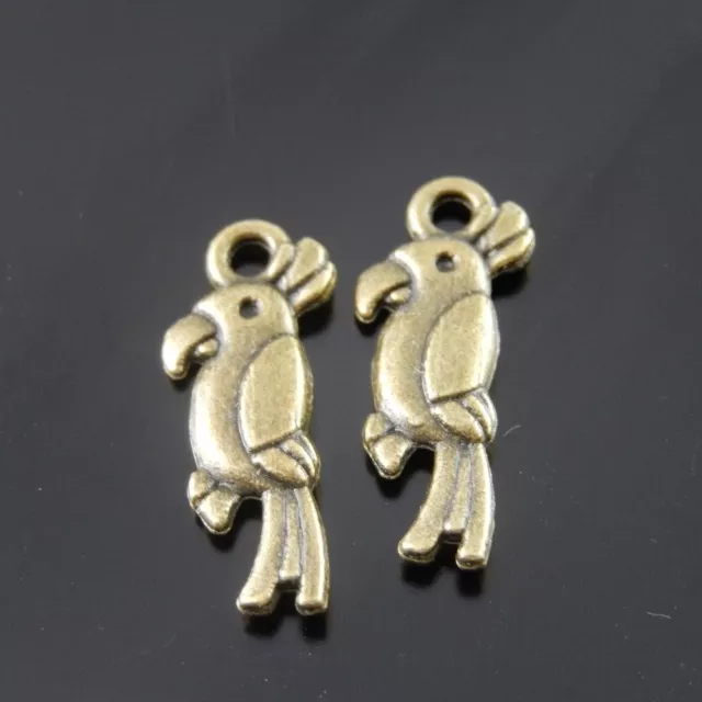 100 Stück Antiqued Bronze Schön Papagei Charms Dangles Anhänger 18x8x2mm 32585