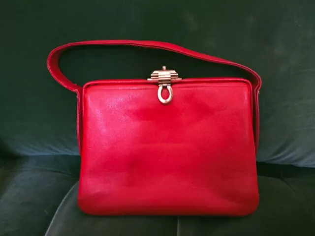 Vintage Fassbender red leather 50s handbag-"Voyager" style.