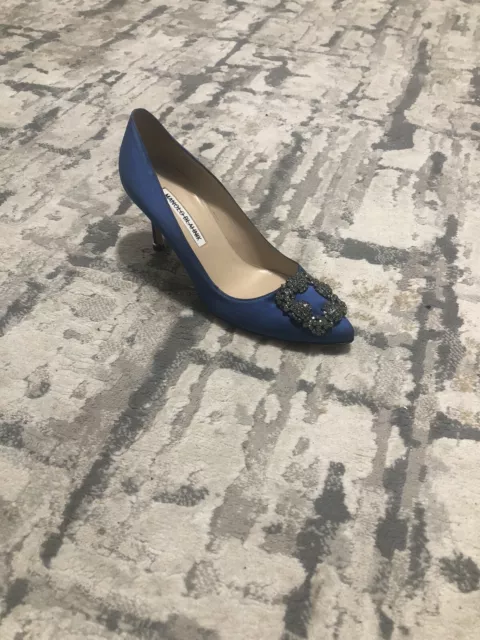 Manolo Blahnik Hangisi 105MM Embellished Crystal Satin Pumps Cobalt Blue size 37