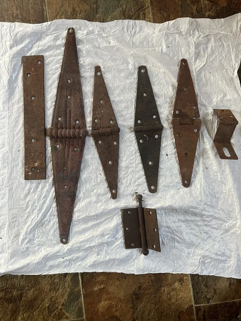 7 piece VTG Metal Barn Door T-Strap Hinges & more Rustic Primitive WI Barn Farm