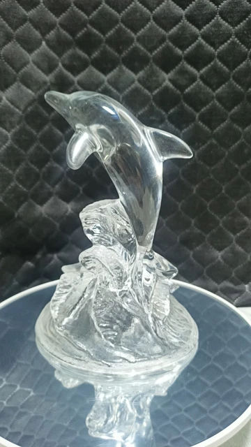 Statuette dauphin en Cristal d'Arques socle bleu - Label Emmaüs