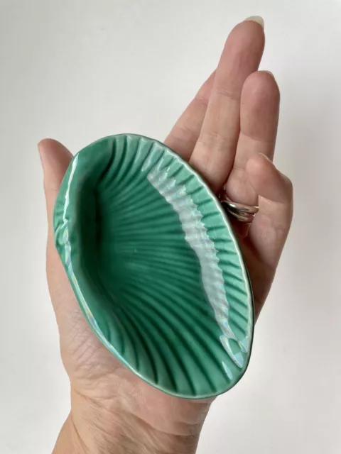 Wedgwood Etruria and Barlaston Antique Green Majolica Cockle Shell Dish