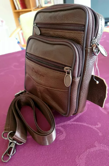 Herren Schultertasche Echt Leder-NEU und UNGETRAGEN-Umhängetasche