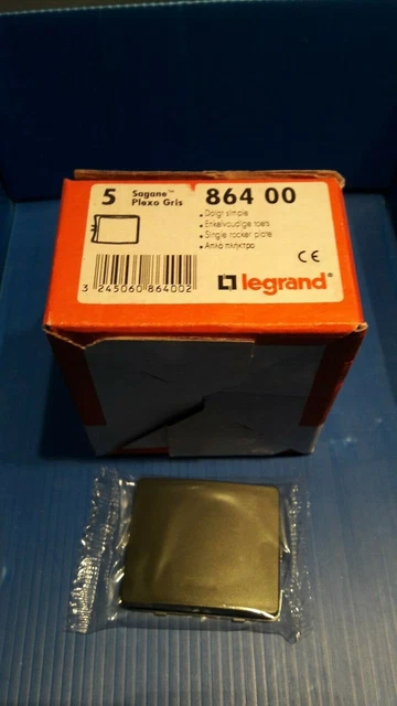 Doigt De Sortie De Câble LEGRAND SAGANE, Enjoliveur, Occasion, Marque Legrand