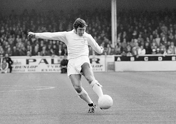 Johnny Giles Leeds United against Coventry City ir Division One mat- Old Photo