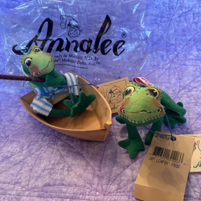 Vintage Pair of Annalee Frogs 10" Posable Frog & Fishin' Boat Frog NOS w/ Tags